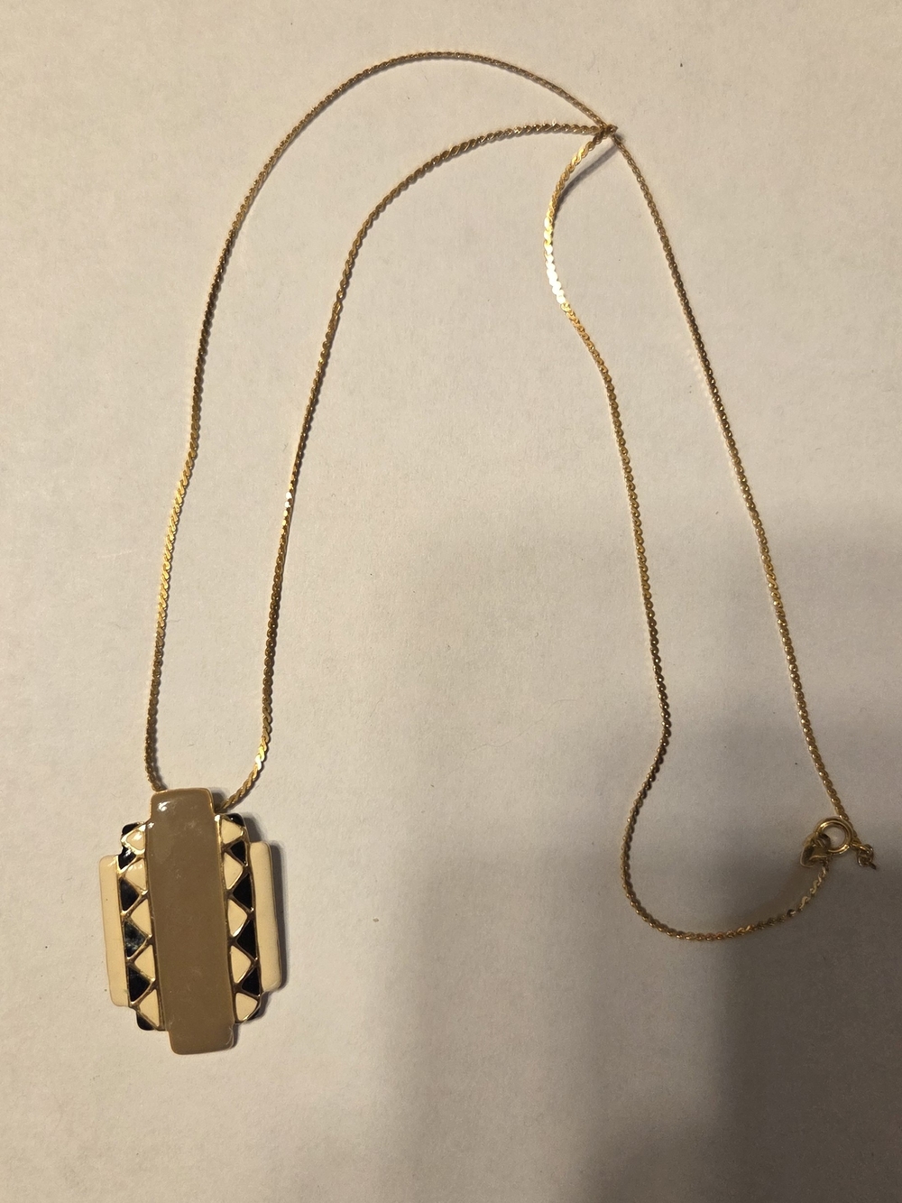 Vintage Gold Tone Geometric Pendant Necklace